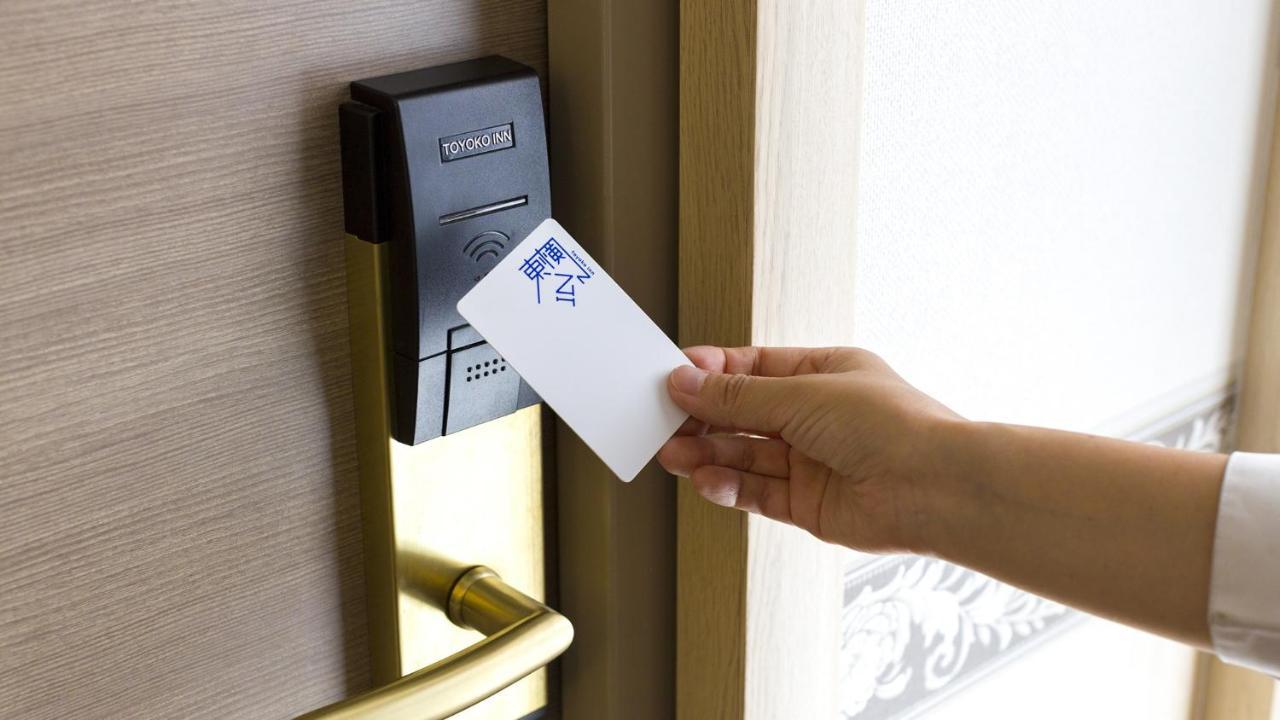 Toyoko Inn Kanazawa-Eki Higashi-Guchi Ngoại thất bức ảnh
