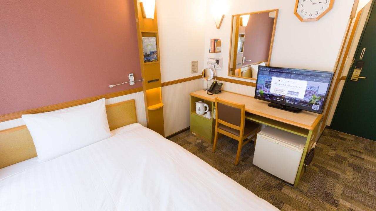 Toyoko Inn Kanazawa-Eki Higashi-Guchi Ngoại thất bức ảnh