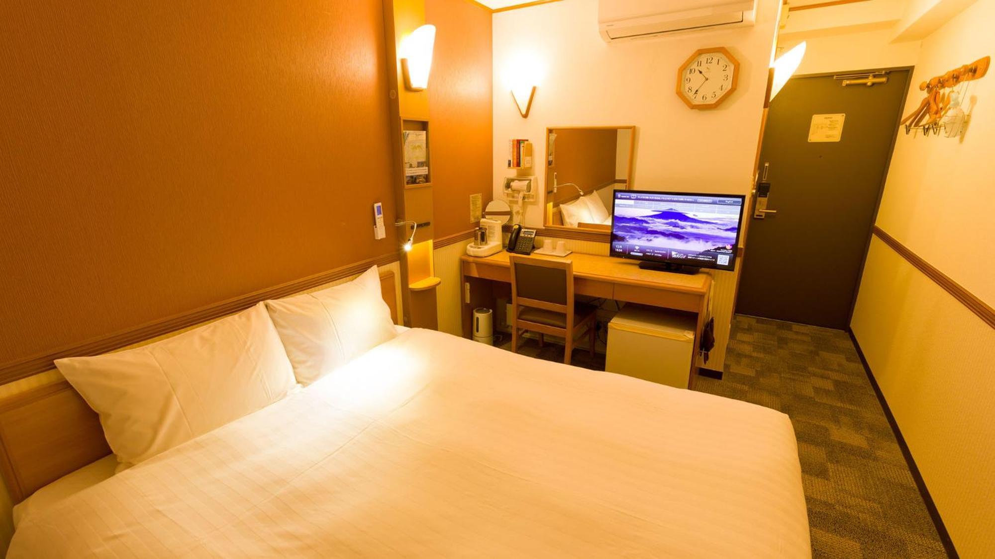 Toyoko Inn Kanazawa-Eki Higashi-Guchi Phòng bức ảnh