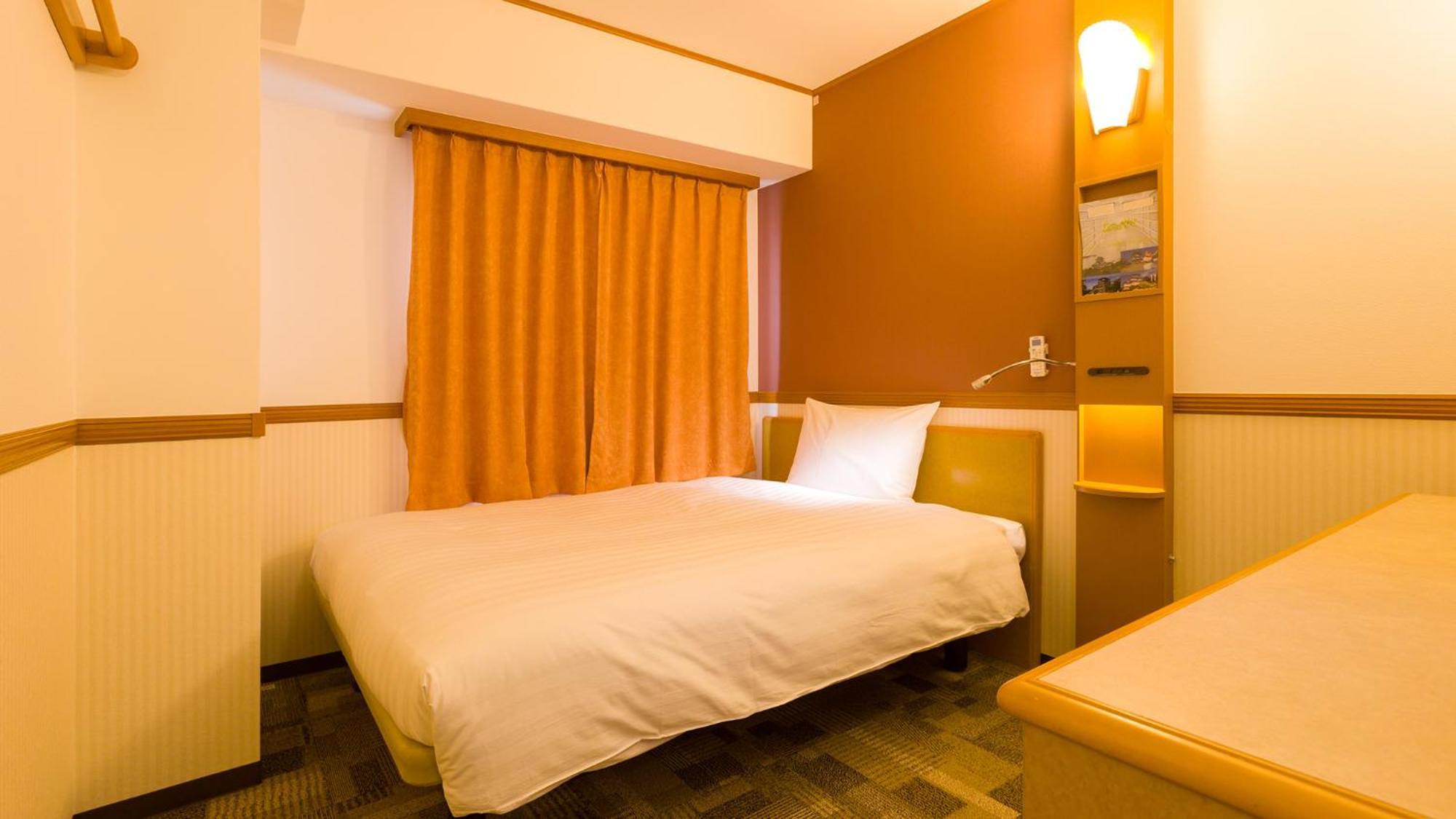 Toyoko Inn Kanazawa-Eki Higashi-Guchi Phòng bức ảnh